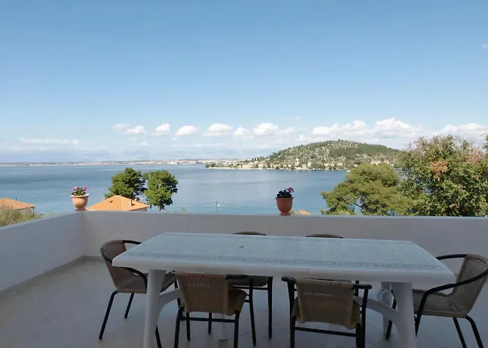 Zdenko 1 By Interhome Kali