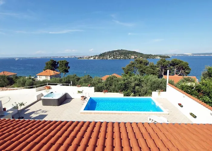 Holiday Zdenko * Кали