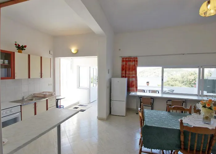 Zdenko 1 By Interhome * Kali